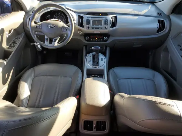 KNDPCCAC8G7807268 2016 KIA SPORTAGE - Image 8