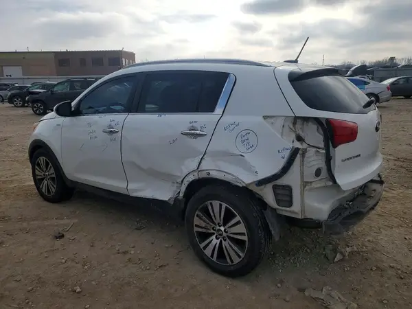 KNDPCCAC8G7814303 2016 KIA SPORTAGE - Image 2