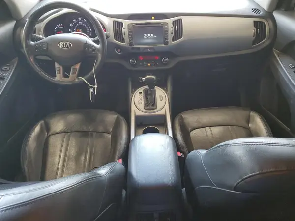 KNDPCCAC8G7831800 2016 KIA SPORTAGE - Image 8