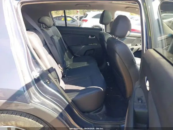 KNDPCCAC8G7835538 2016 KIA SPORTAGE - Image 8