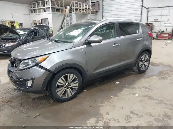 KNDPCCAC8G7859581 2016 KIA SPORTAGE - Image 2