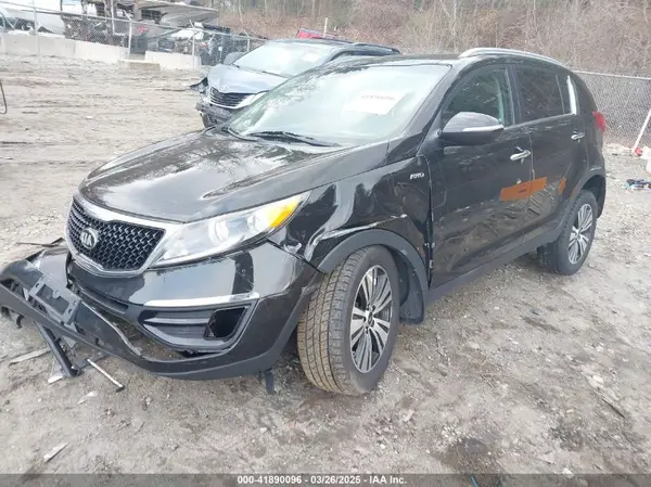 KNDPCCAC8G7862061 2016 KIA SPORTAGE - Image 2