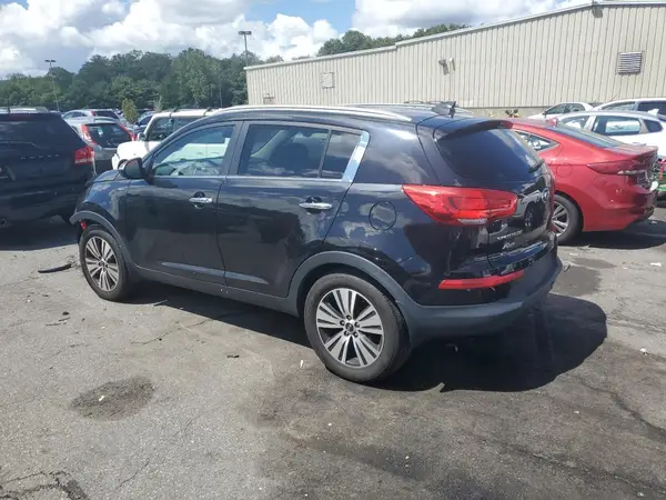 KNDPCCAC8G7863565 2016 KIA SPORTAGE - Image 2