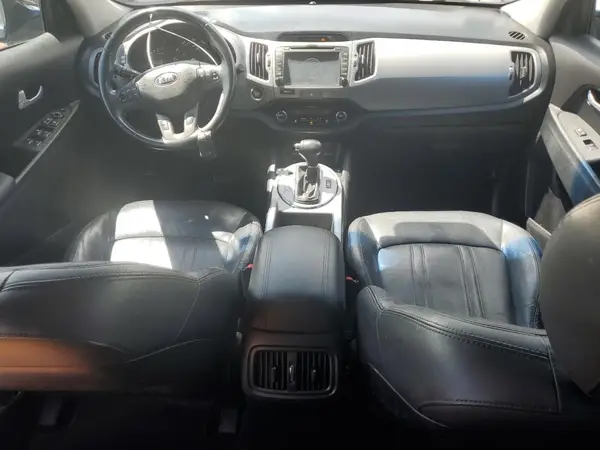 KNDPCCAC8G7863565 2016 KIA SPORTAGE - Image 8