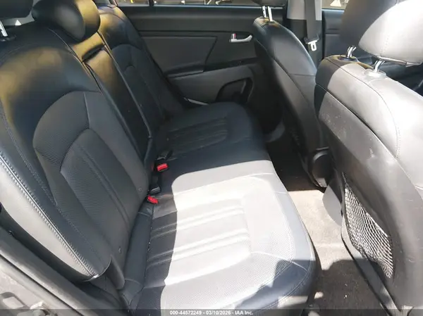 KNDPCCAC9G7808705 2016 KIA SPORTAGE - Image 8