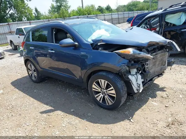 KNDPCCAC9G7816304 2016 KIA SPORTAGE - Image 1