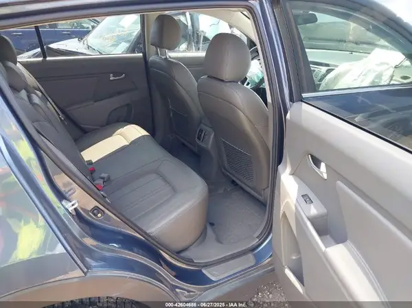 KNDPCCAC9G7816304 2016 KIA SPORTAGE - Image 8