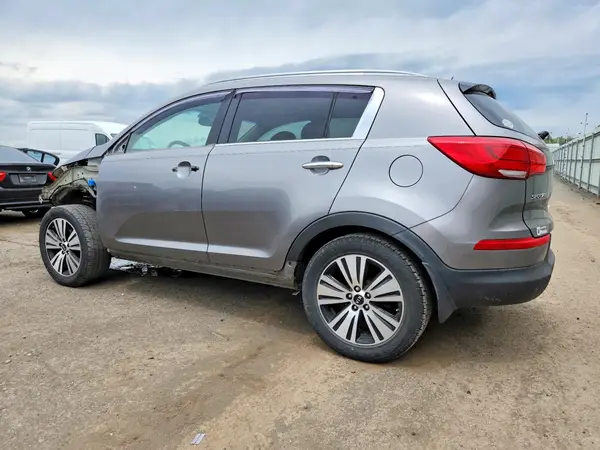KNDPCCAC9G7829120 2016 KIA SPORTAGE - Image 2