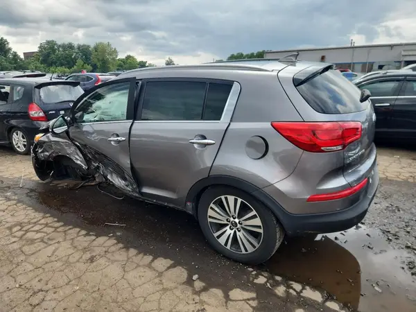 KNDPCCAC9G7850145 2016 KIA SPORTAGE - Image 2