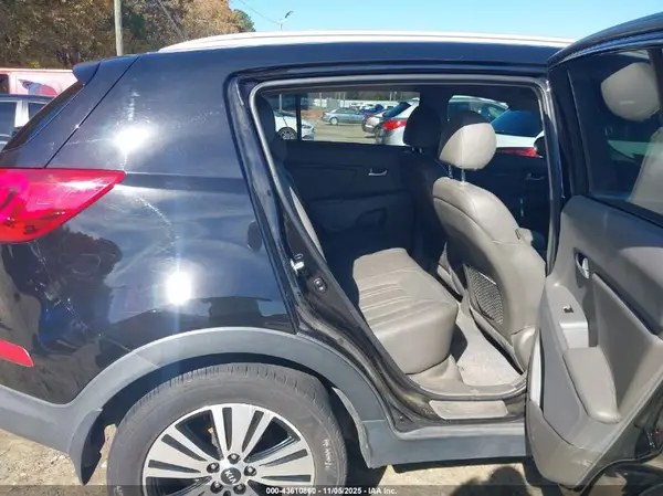 KNDPCCAC9G7868967 2016 KIA SPORTAGE - Image 8