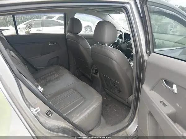 KNDPCCACXG7804548 2016 KIA SPORTAGE - Image 8