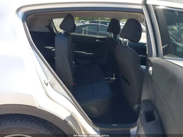 KNDPM3AC0H7041017 2017 KIA SPORTAGE - Image 8