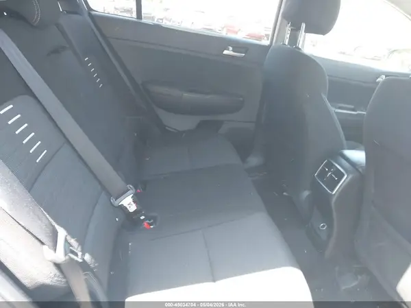 KNDPM3AC0H7042300 2017 KIA SPORTAGE - Image 8