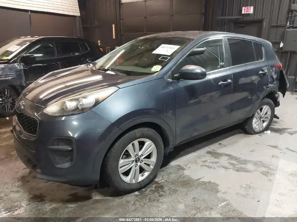 KNDPM3AC0H7074695 2017 KIA SPORTAGE - Image 2