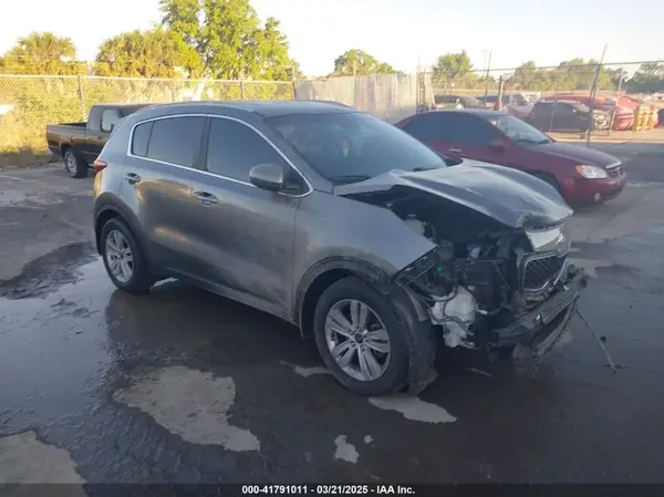 KNDPM3AC0H7081405 2017 KIA SPORTAGE - Image 1