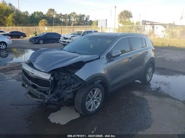 KNDPM3AC0H7081405 2017 KIA SPORTAGE - Image 2