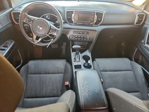 KNDPM3AC0H7084305 2017 KIA SPORTAGE - Image 8