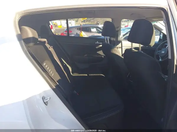 KNDPM3AC0H7088094 2017 KIA SPORTAGE - Image 8