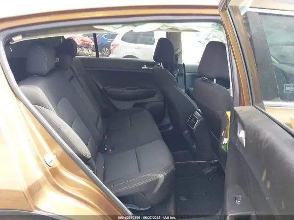 KNDPM3AC0H7088175 2017 KIA SPORTAGE - Image 8