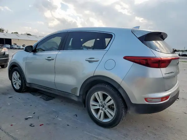 KNDPM3AC0H7106223 2017 KIA SPORTAGE - Image 2