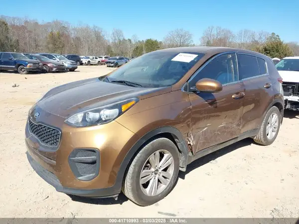 KNDPM3AC0H7106531 2017 KIA SPORTAGE - Image 2