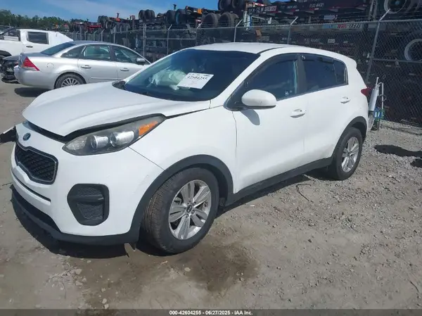 KNDPM3AC0H7115830 2017 KIA SPORTAGE - Image 2