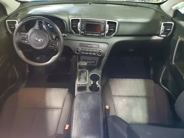 KNDPM3AC0H7131266 2017 KIA SPORTAGE - Image 8