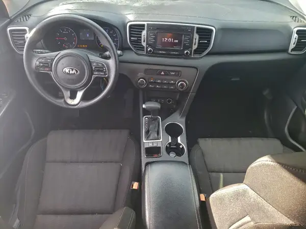 KNDPM3AC0H7176837 2017 KIA SPORTAGE - Image 8