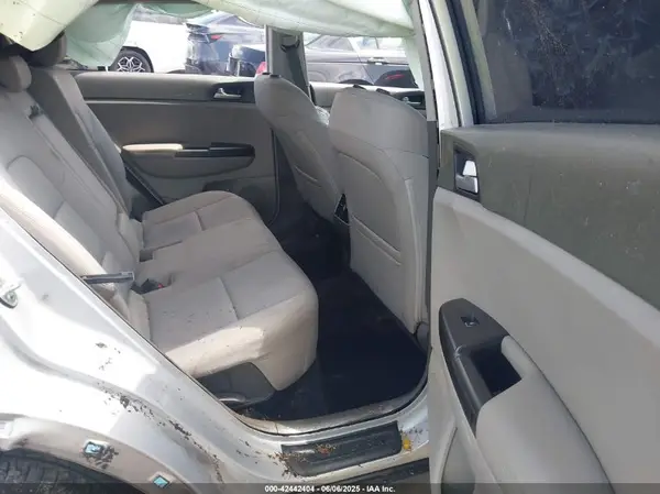 KNDPM3AC0H7192424 2017 KIA SPORTAGE - Image 8