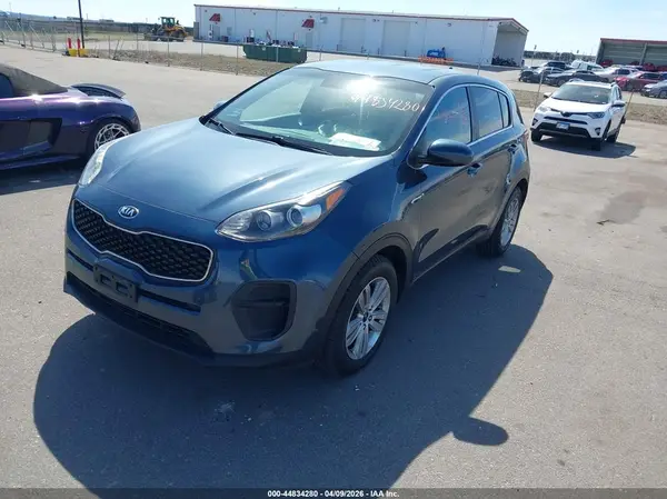 KNDPM3AC0H7207388 2017 KIA SPORTAGE - Image 2
