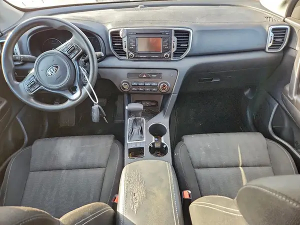 KNDPM3AC0H7235773 2017 KIA SPORTAGE - Image 8