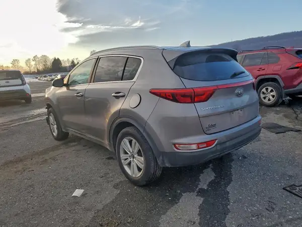 KNDPM3AC0H7238561 2017 KIA SPORTAGE - Image 2