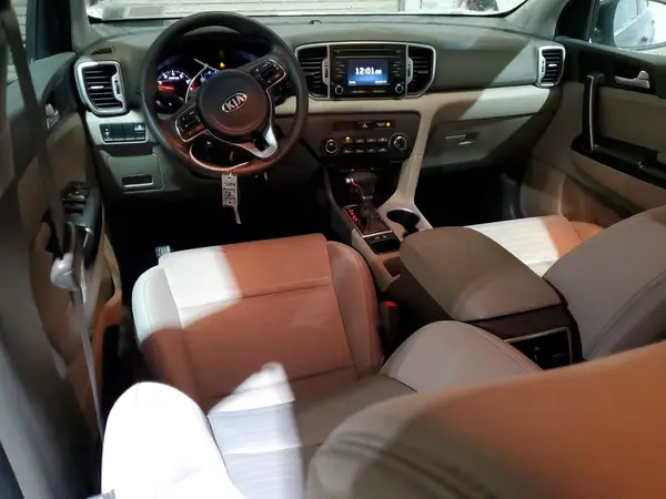 KNDPM3AC0H7268241 2017 KIA SPORTAGE - Image 8
