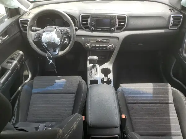 KNDPM3AC0J7307058 2018 KIA SPORTAGE - Image 8