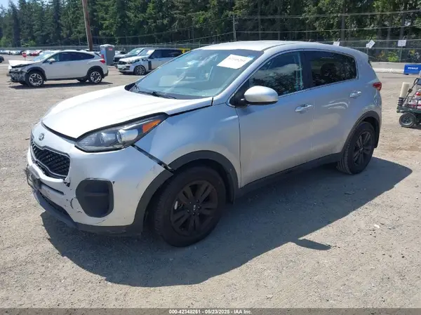 KNDPM3AC0J7320022 2018 KIA SPORTAGE - Image 2