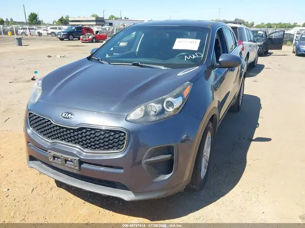 KNDPM3AC0J7329352 2018 KIA SPORTAGE - Image 2