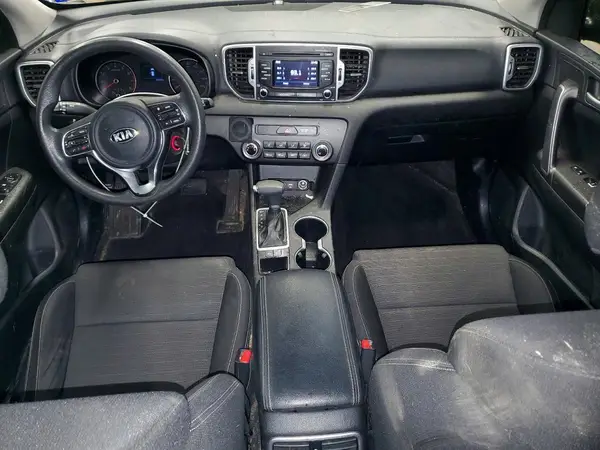 KNDPM3AC0J7329500 2018 KIA SPORTAGE - Image 8