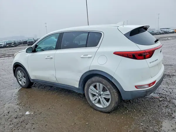 KNDPM3AC0J7333823 2018 KIA SPORTAGE - Image 2