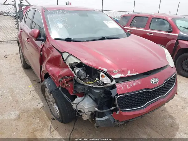 KNDPM3AC0J7337869 2018 KIA SPORTAGE - Image 1