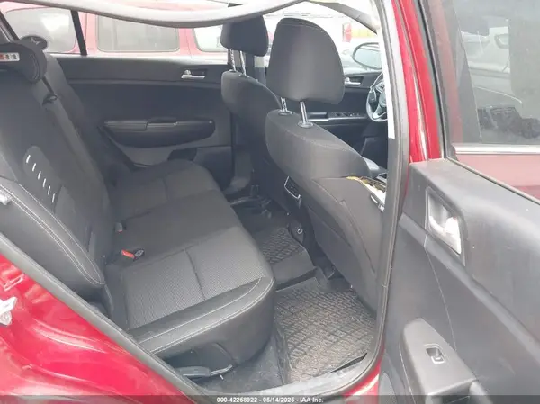 KNDPM3AC0J7337869 2018 KIA SPORTAGE - Image 8
