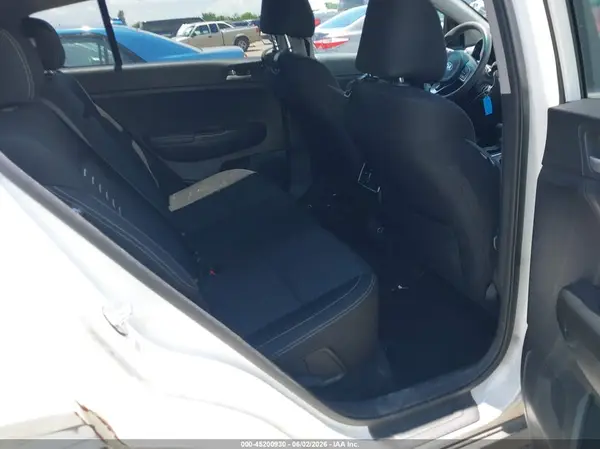 KNDPM3AC0J7340318 2018 KIA SPORTAGE - Image 8
