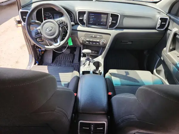 KNDPM3AC0J7346006 2018 KIA SPORTAGE - Image 8