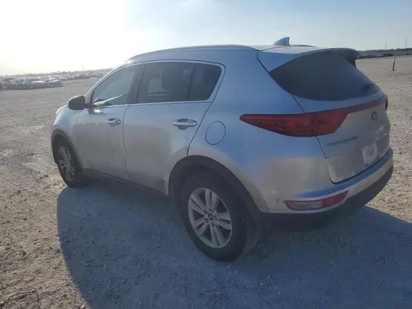 KNDPM3AC0J7353425 2018 KIA SPORTAGE - Image 2
