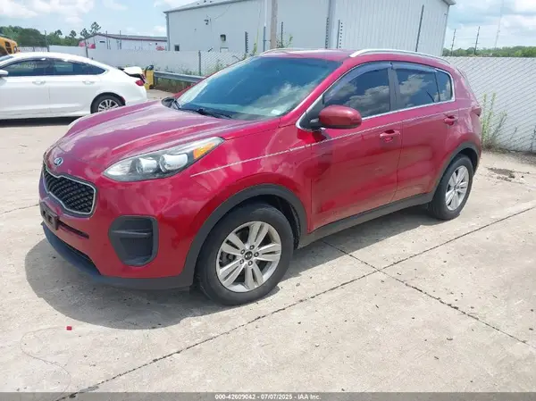 KNDPM3AC0J7376025 2018 KIA SPORTAGE - Image 2