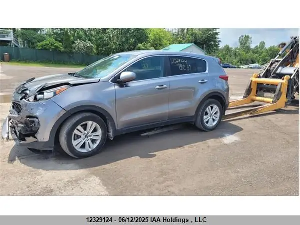 KNDPM3AC0J7384772 2018 KIA SPORTAGE - Image 2