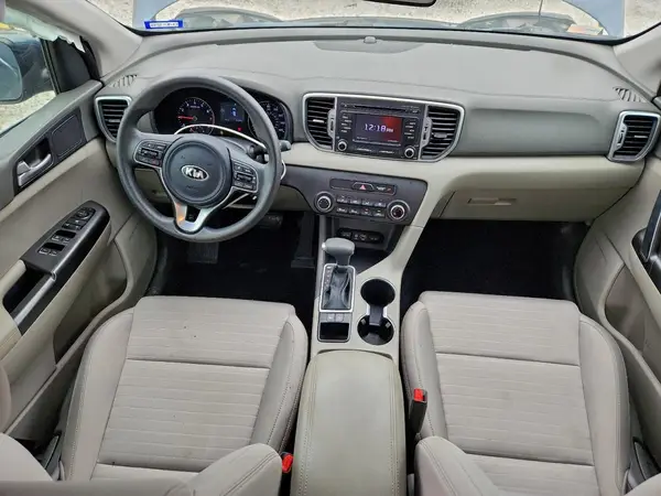 KNDPM3AC0J7384884 2018 KIA SPORTAGE - Image 8