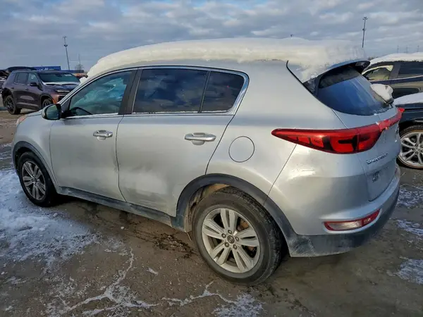 KNDPM3AC0J7386974 2018 KIA SPORTAGE - Image 2