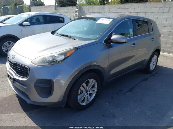 KNDPM3AC0J7387736 2018 KIA SPORTAGE - Image 2