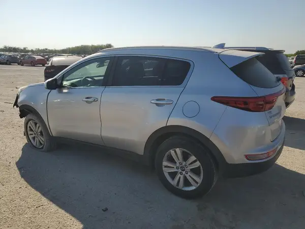 KNDPM3AC0J7390880 2018 KIA SPORTAGE - Image 2