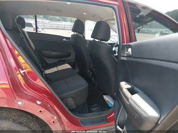 KNDPM3AC0J7392502 2018 KIA SPORTAGE - Image 8